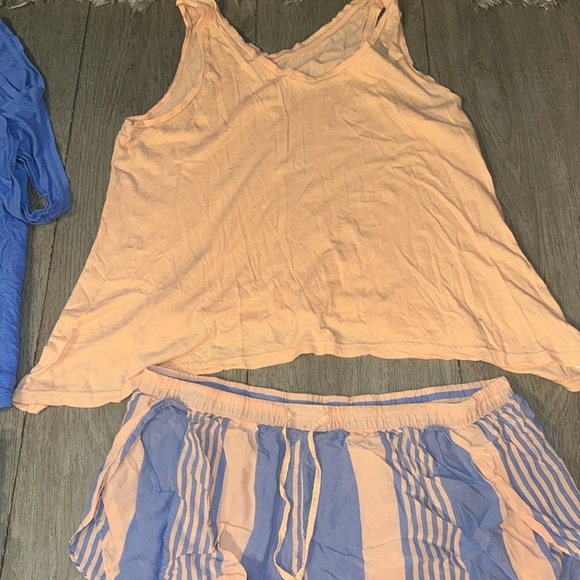 Blue and Peach Tank Tops with Patterned Shorts Set two pair - Picture 5 of 7